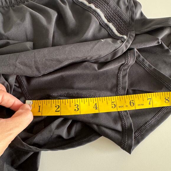 Puma Women's Shorts Size Large 2 in 1 Black Running Athletic Biker 5' - Picture 10 of 10